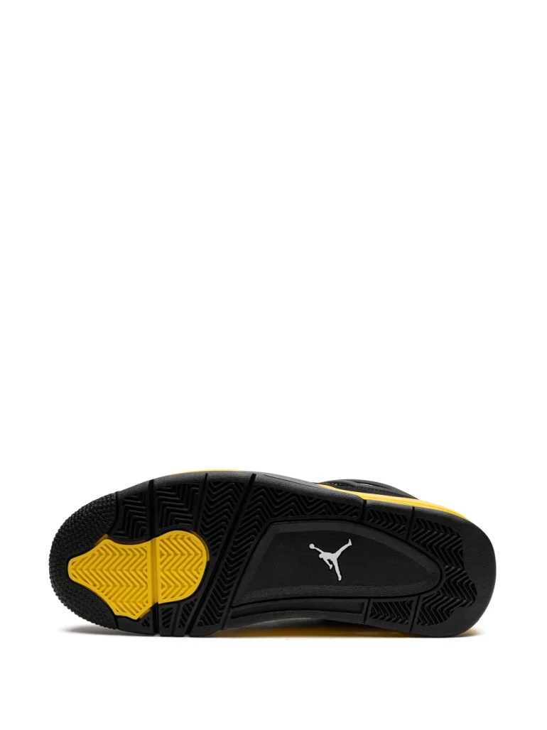 Jordan 4 Retro “Thunder 2023” bottom view