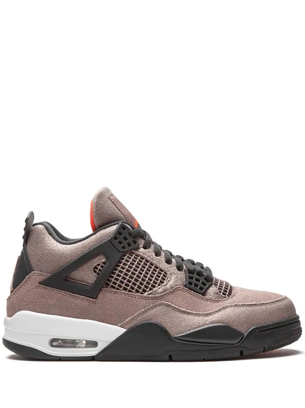 Jordan 4 Side view